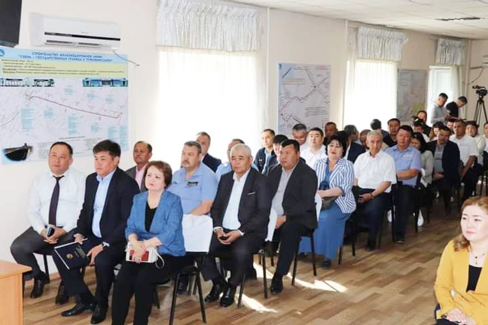 Депутат маңғыстаулық теміржолшылармен кездесті