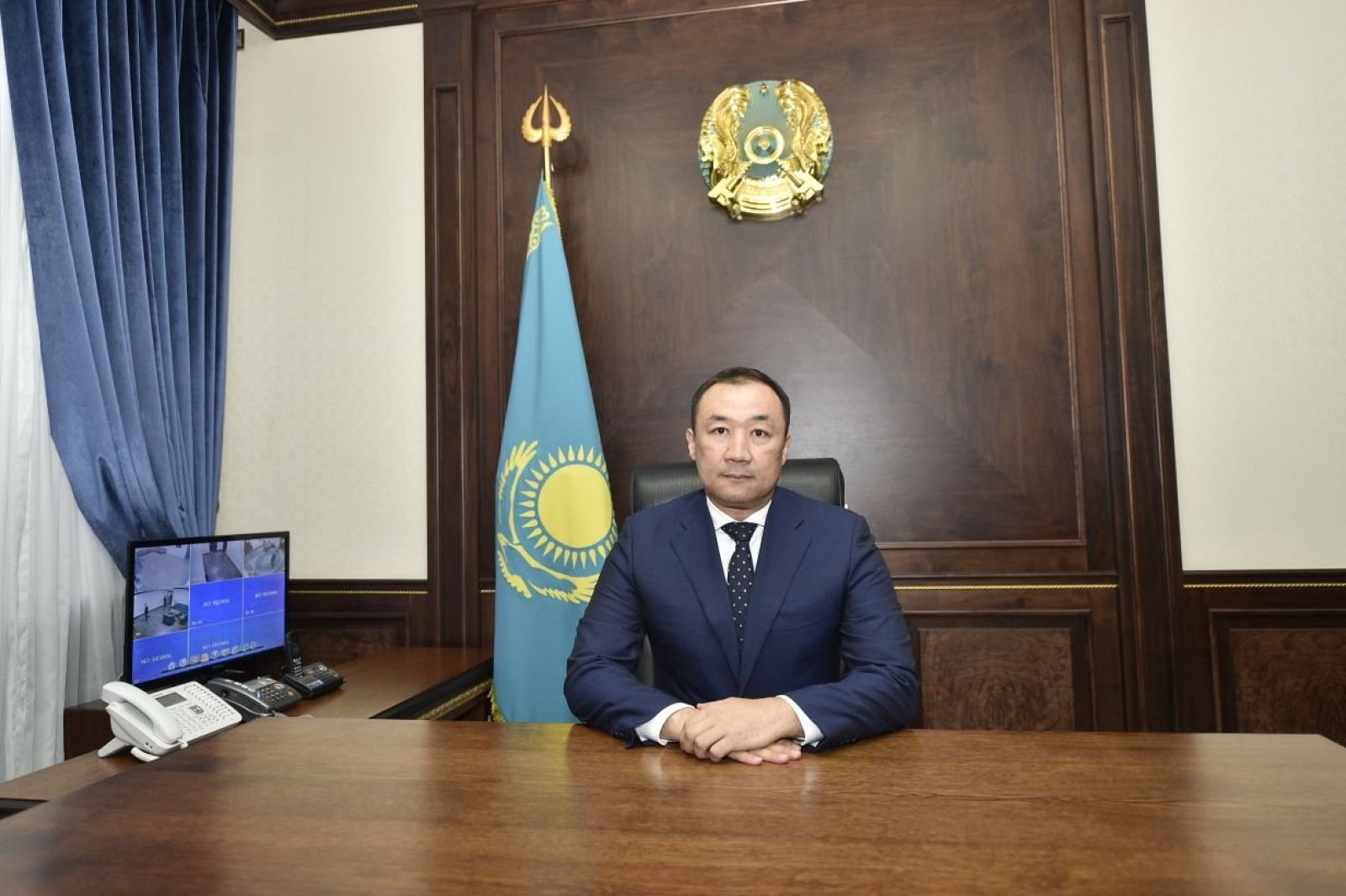 ҚТЖ төрағасы қызметкерлерді Республика күнімен құттықтады