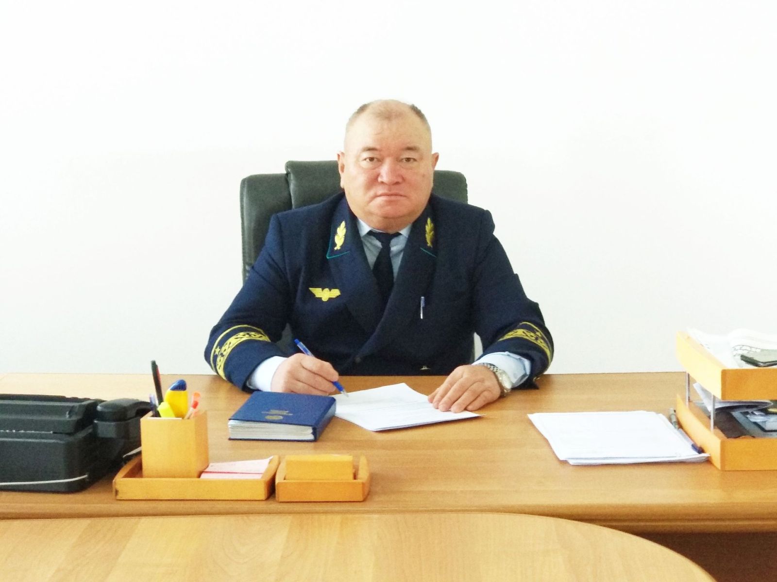 Суретті түсірген автор