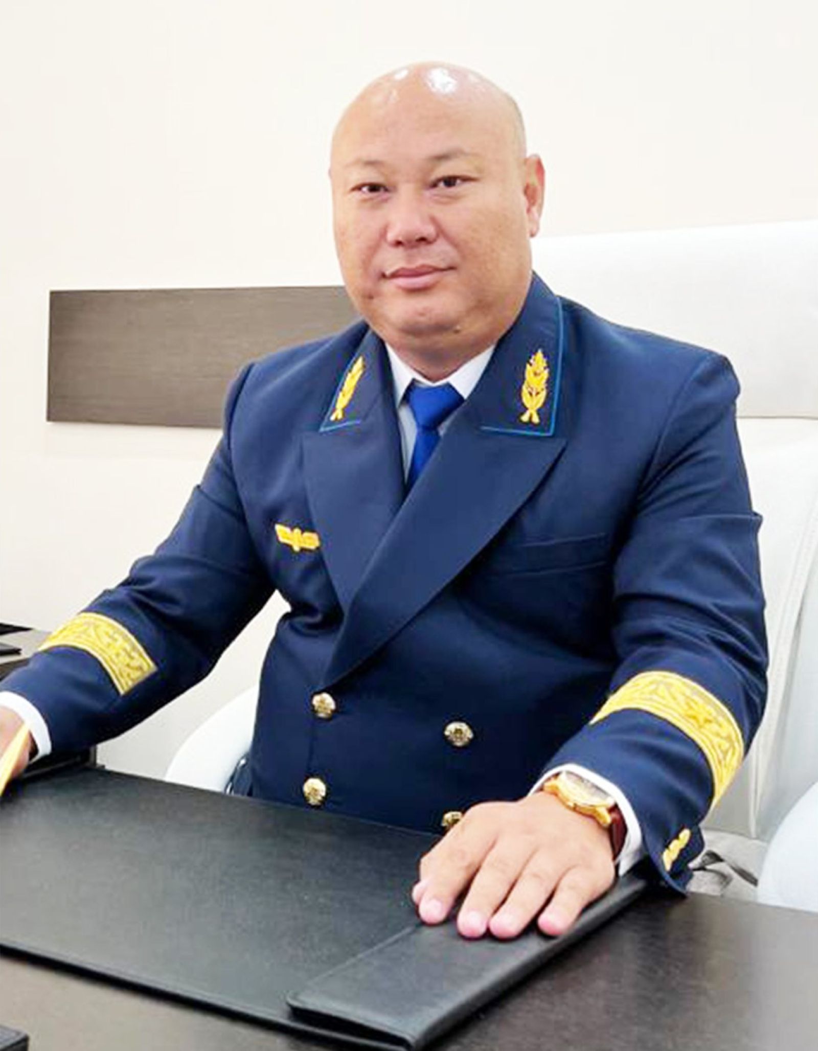 Суретті түсірген автор