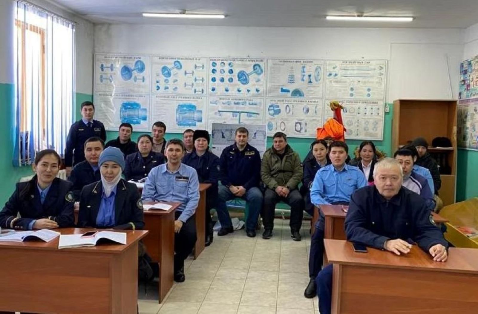 Суретті түсірген автор