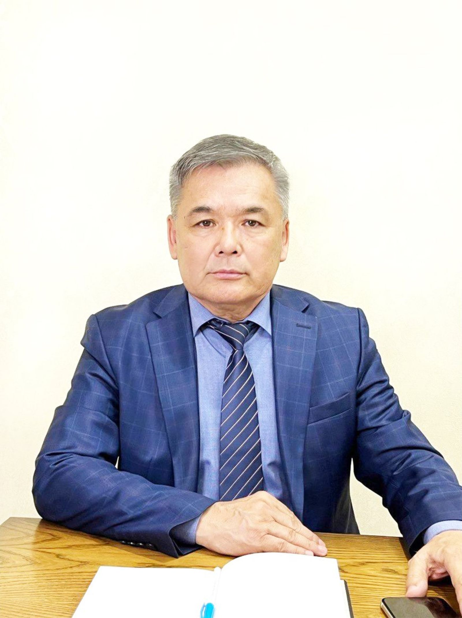 Суретті түсірген автор