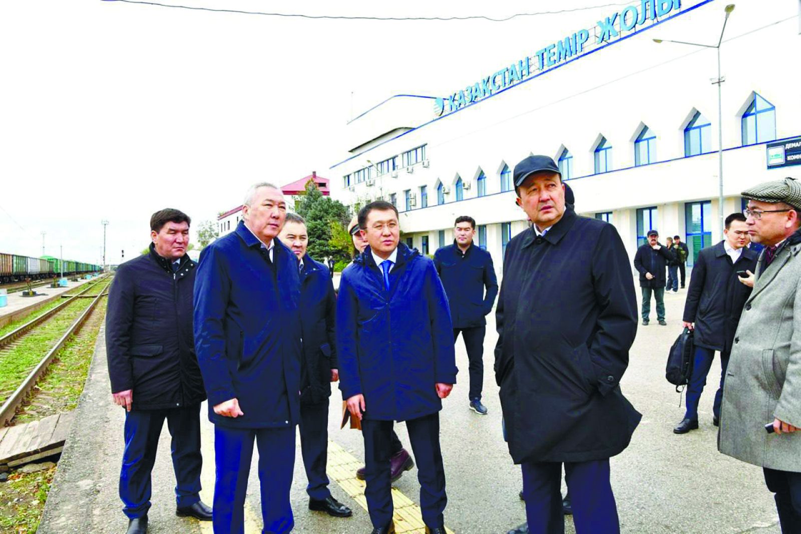 Суретті түсірген автор
