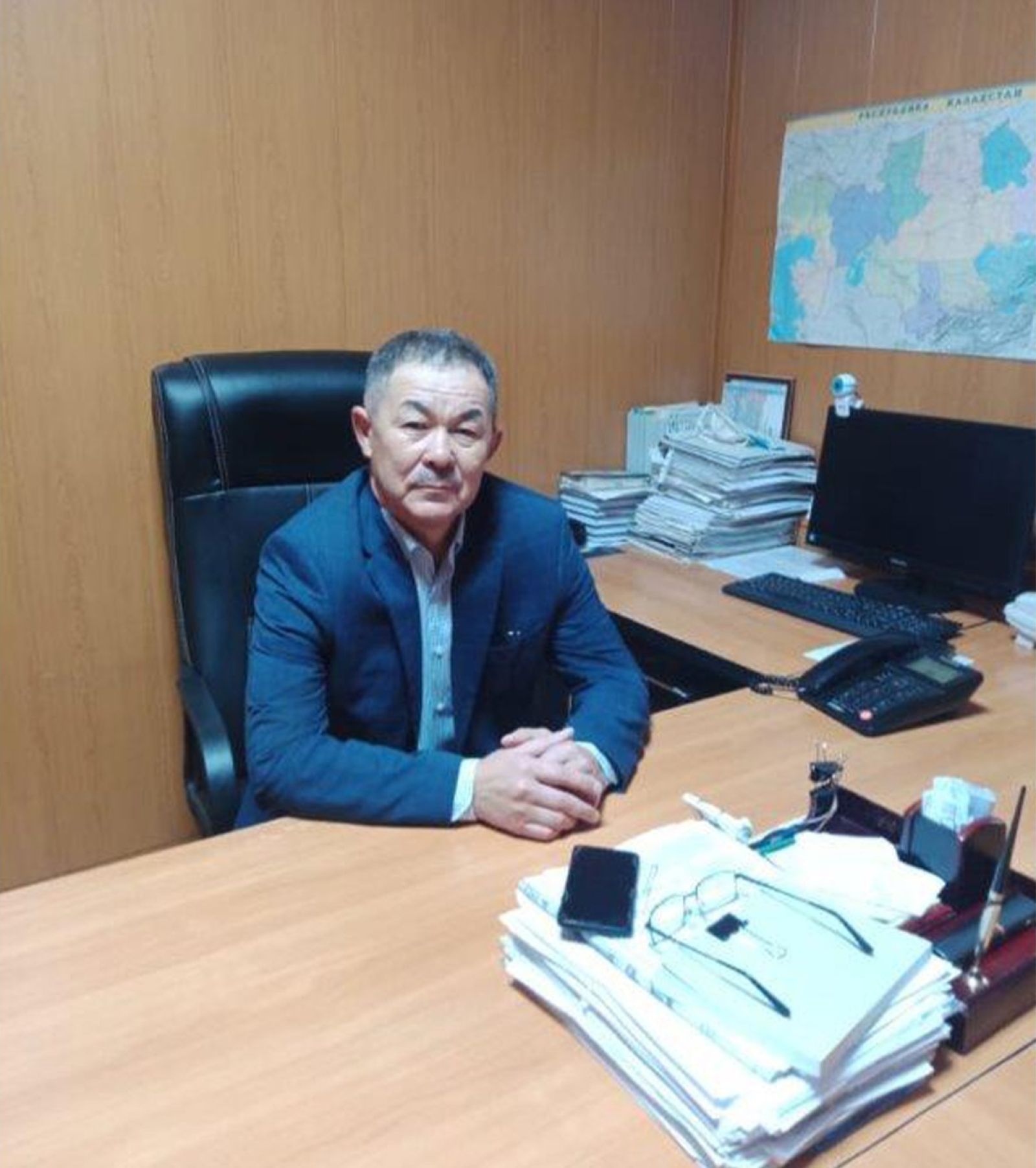 Суретті түсірген автор