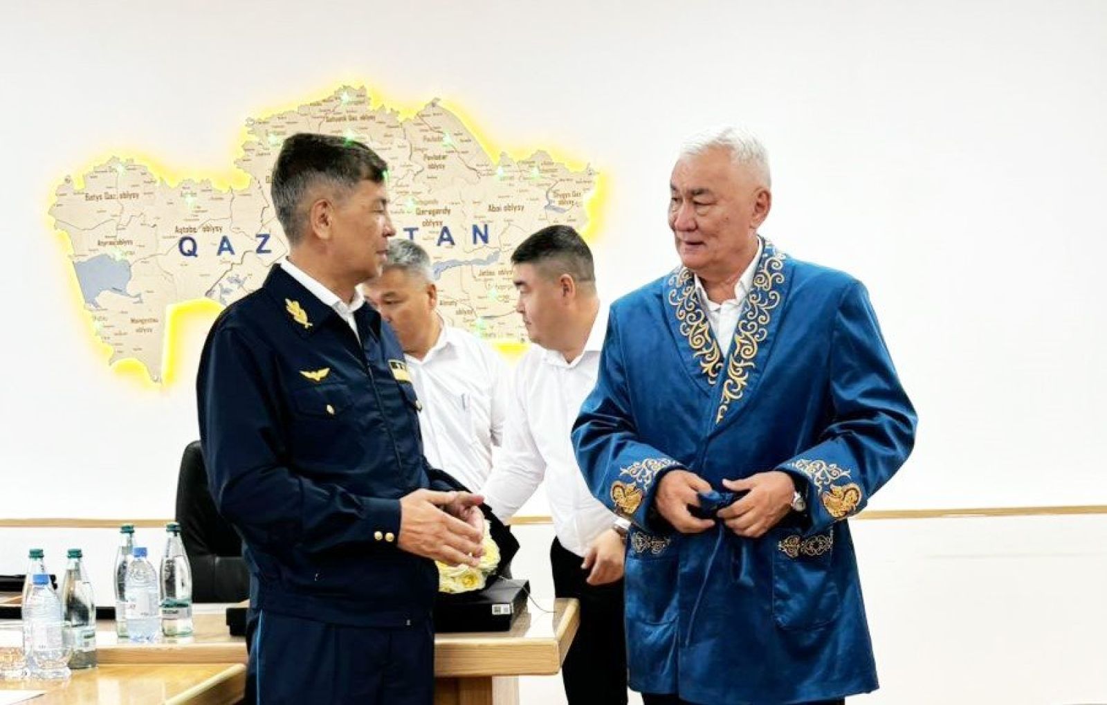 Суретті түсірген автор
