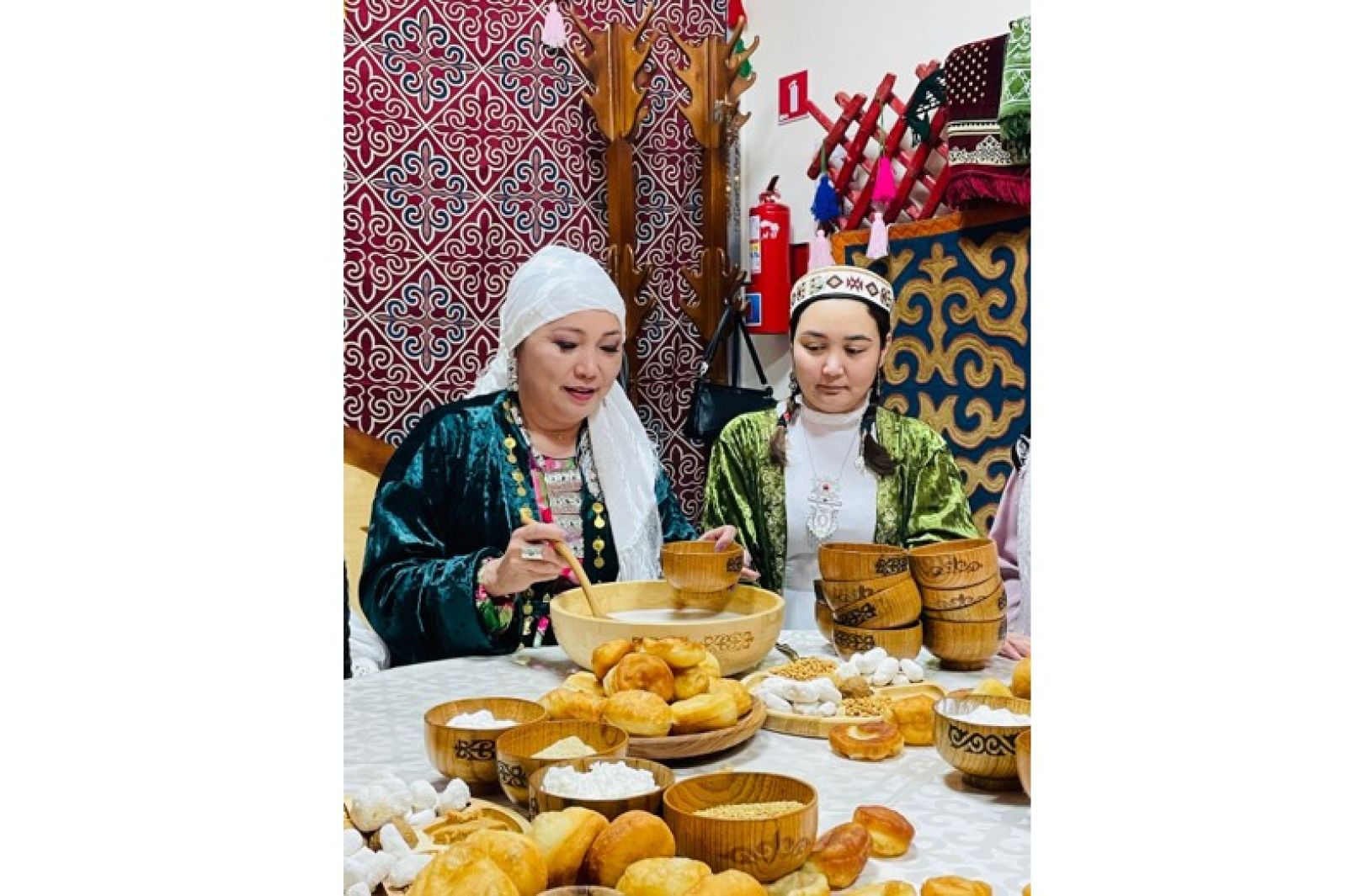 Суретті түсірген автор