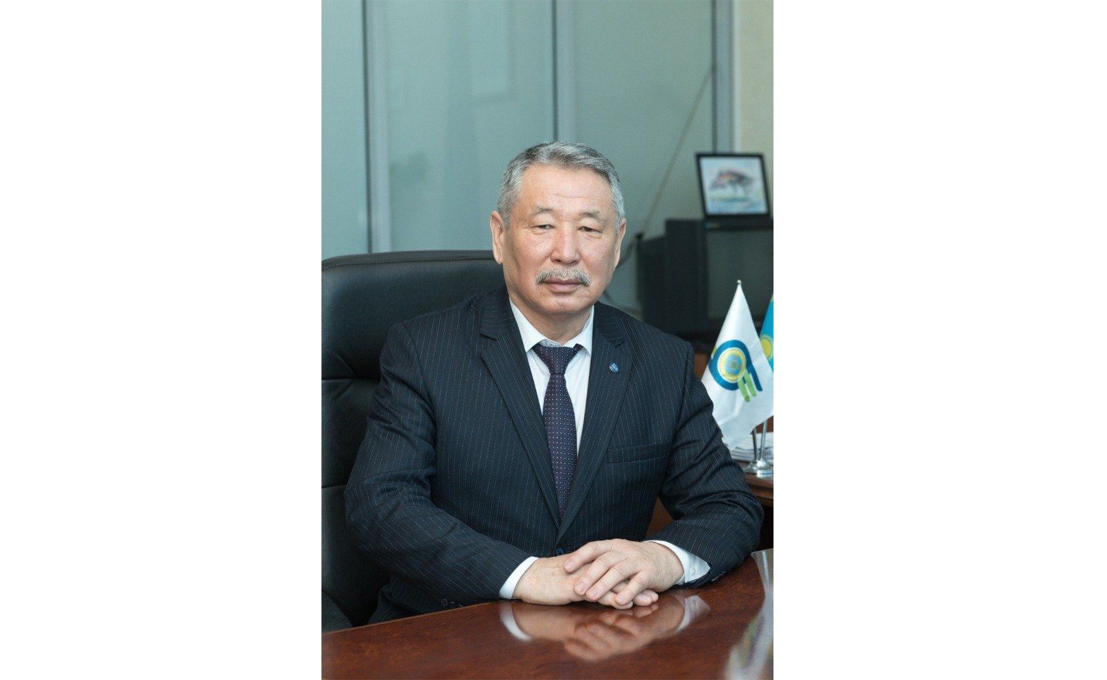 «Қазкөліккәсіп» ҚБ төрағасы теміржолшыларды Кәсіподақ күнімен құттықтады