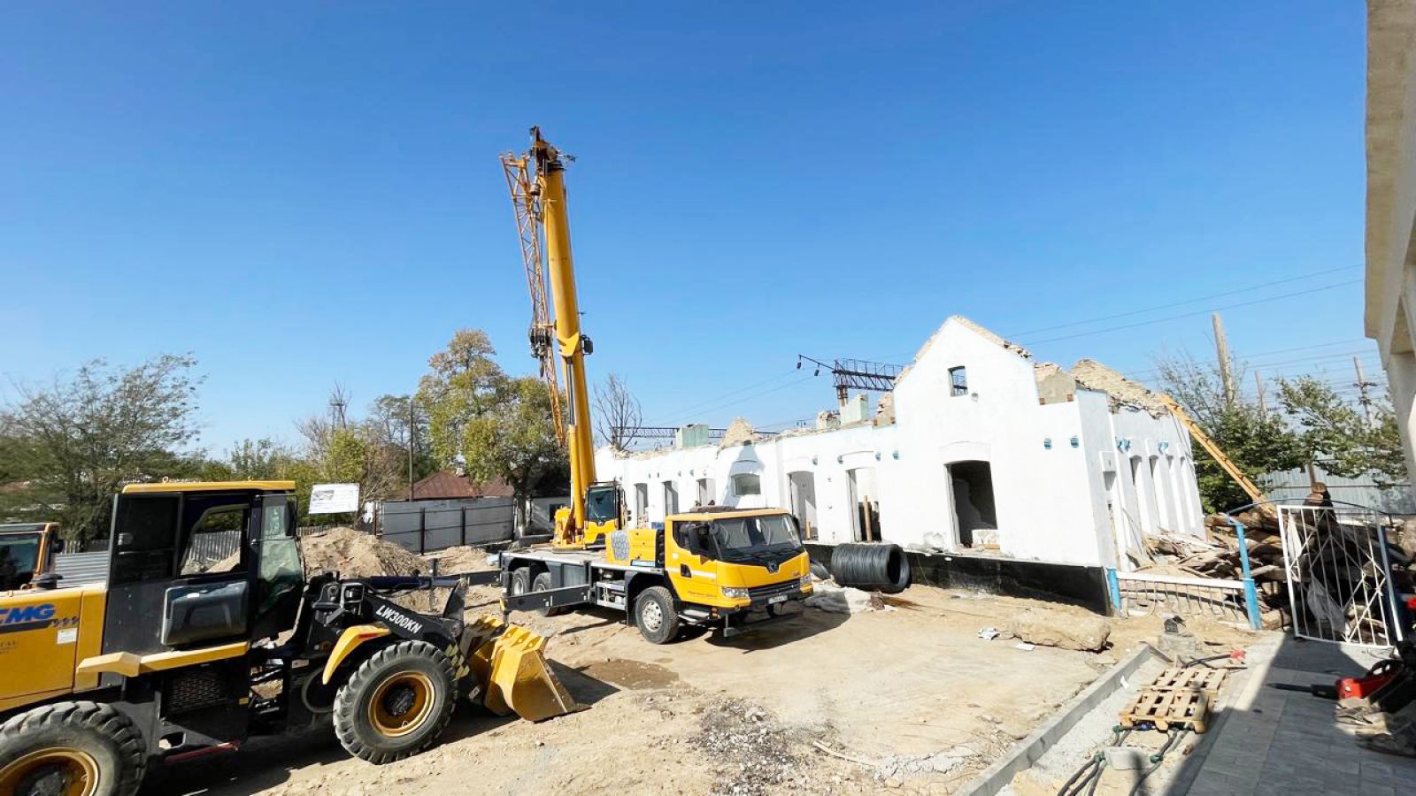 Суретті түсірген автор