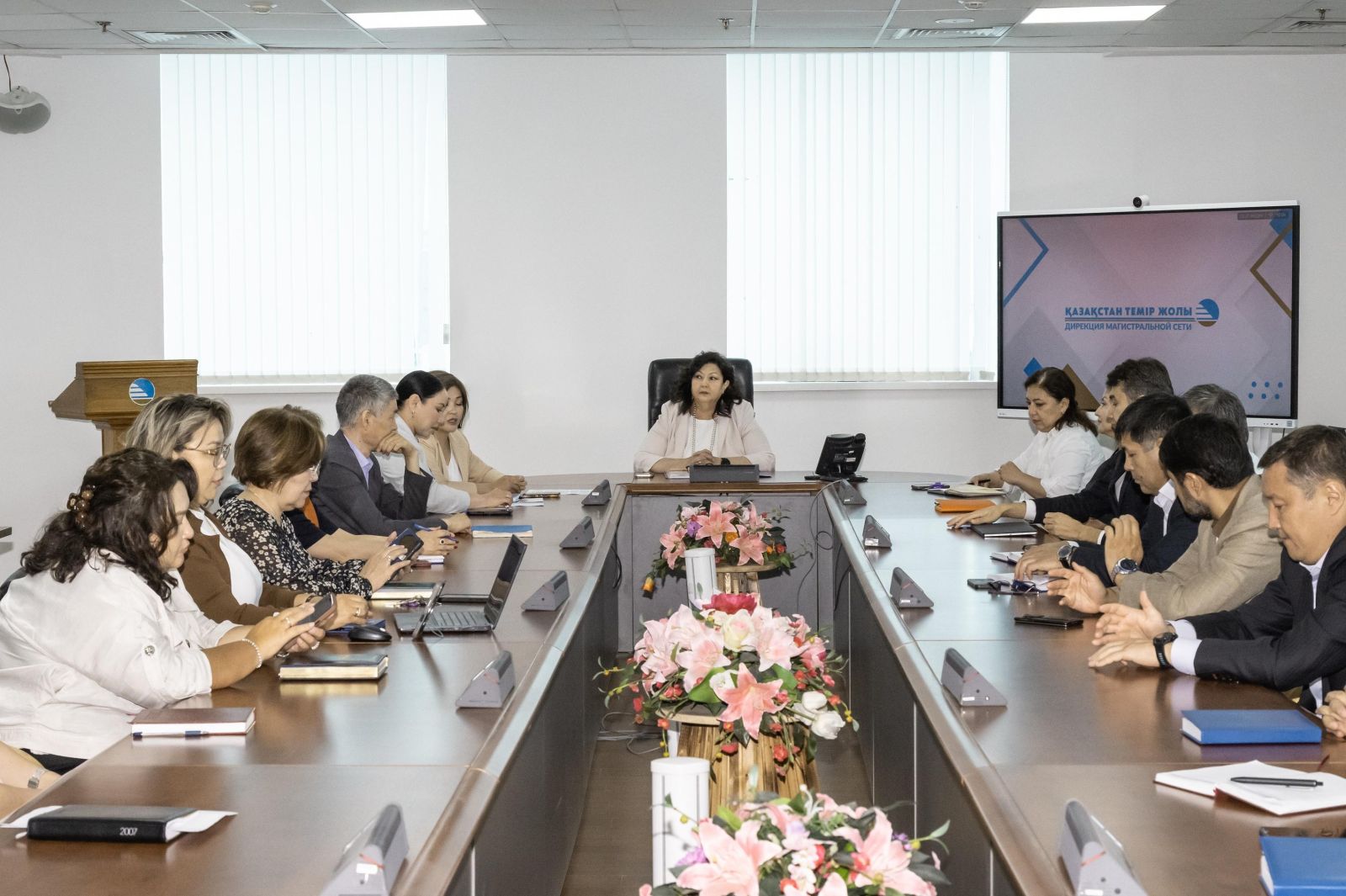 Кампания по обновлению корпоративной культуры и укреплению имиджа стартовала в КТЖ