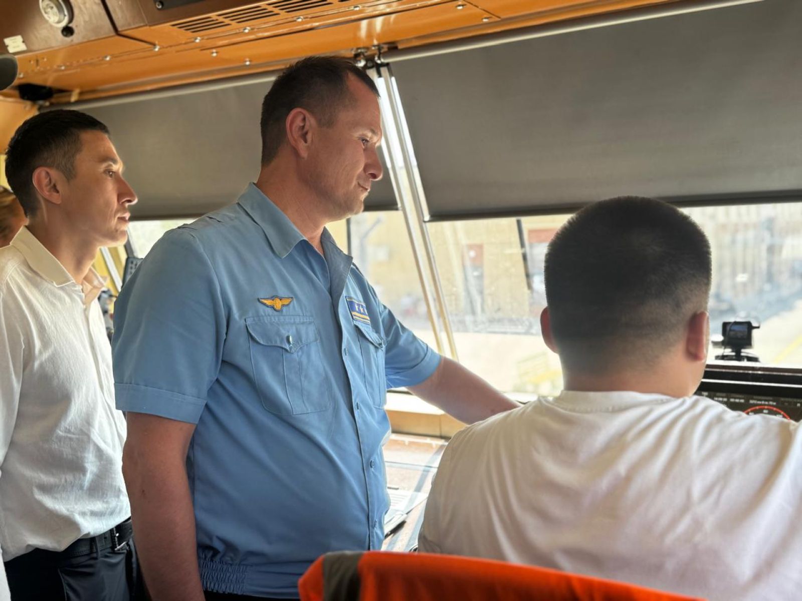 Арыс станциясында болашақ жүргізушілерге машинист көзімен темір жол көрсетілді