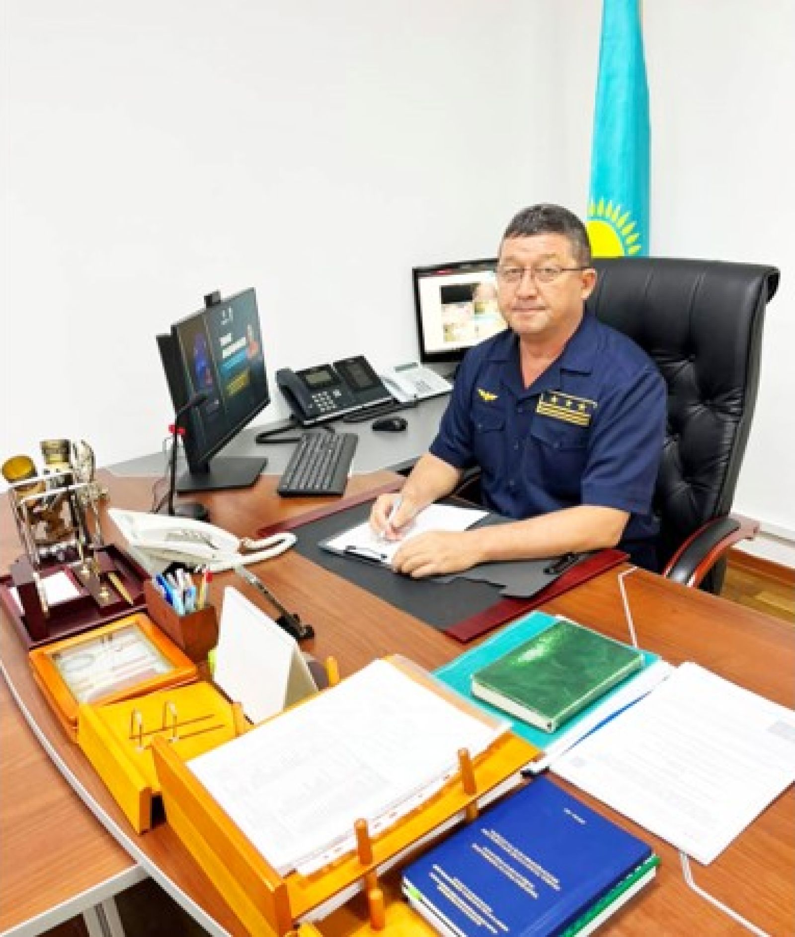 Суретті түсірген автор