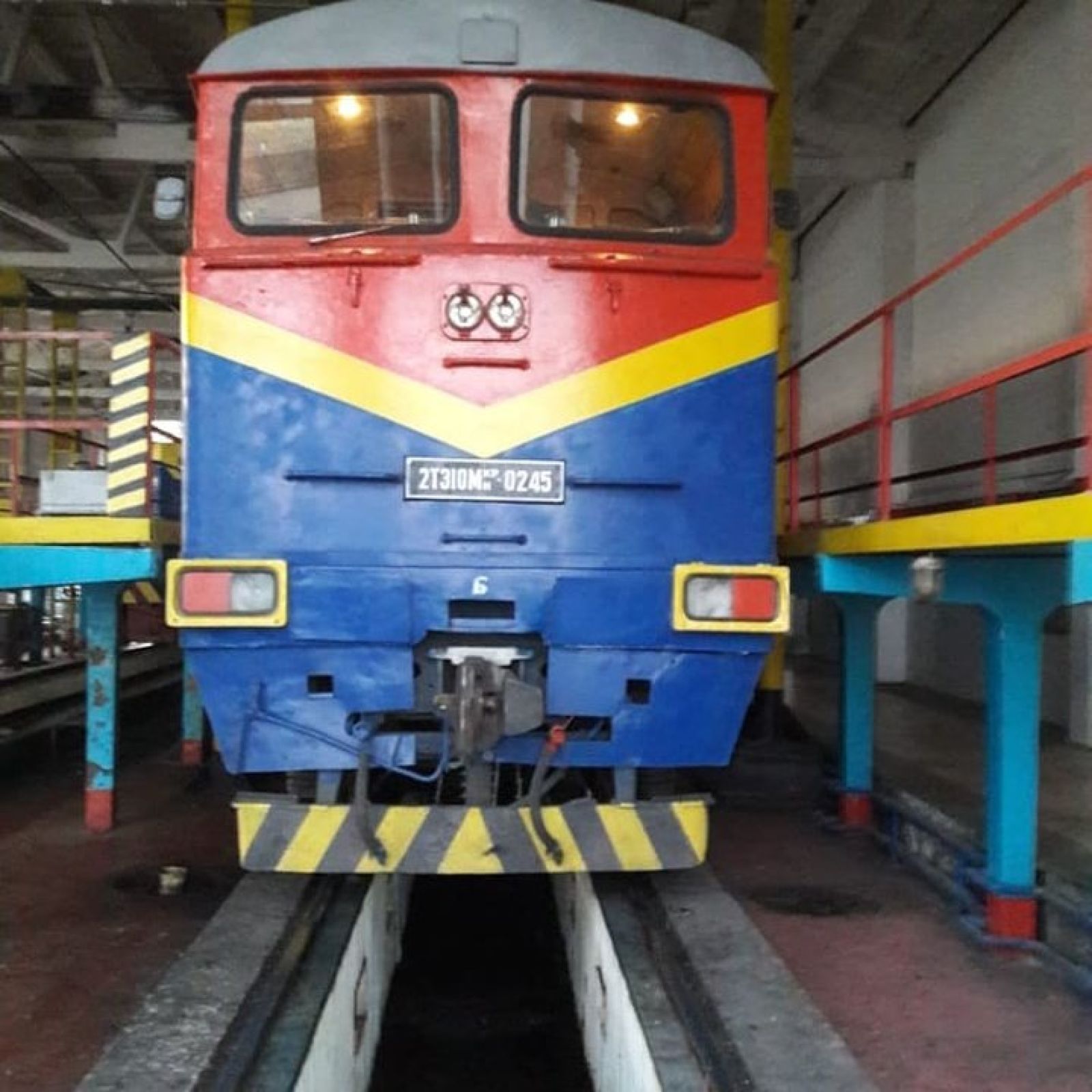Локомотивтер мәселесін шешпек