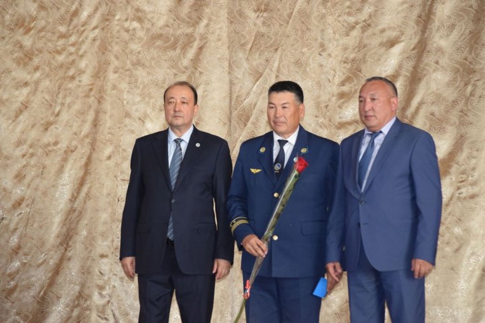 Ақтөбелік теміржолшыларды көлік қызметкерлері күнімен құттықтады