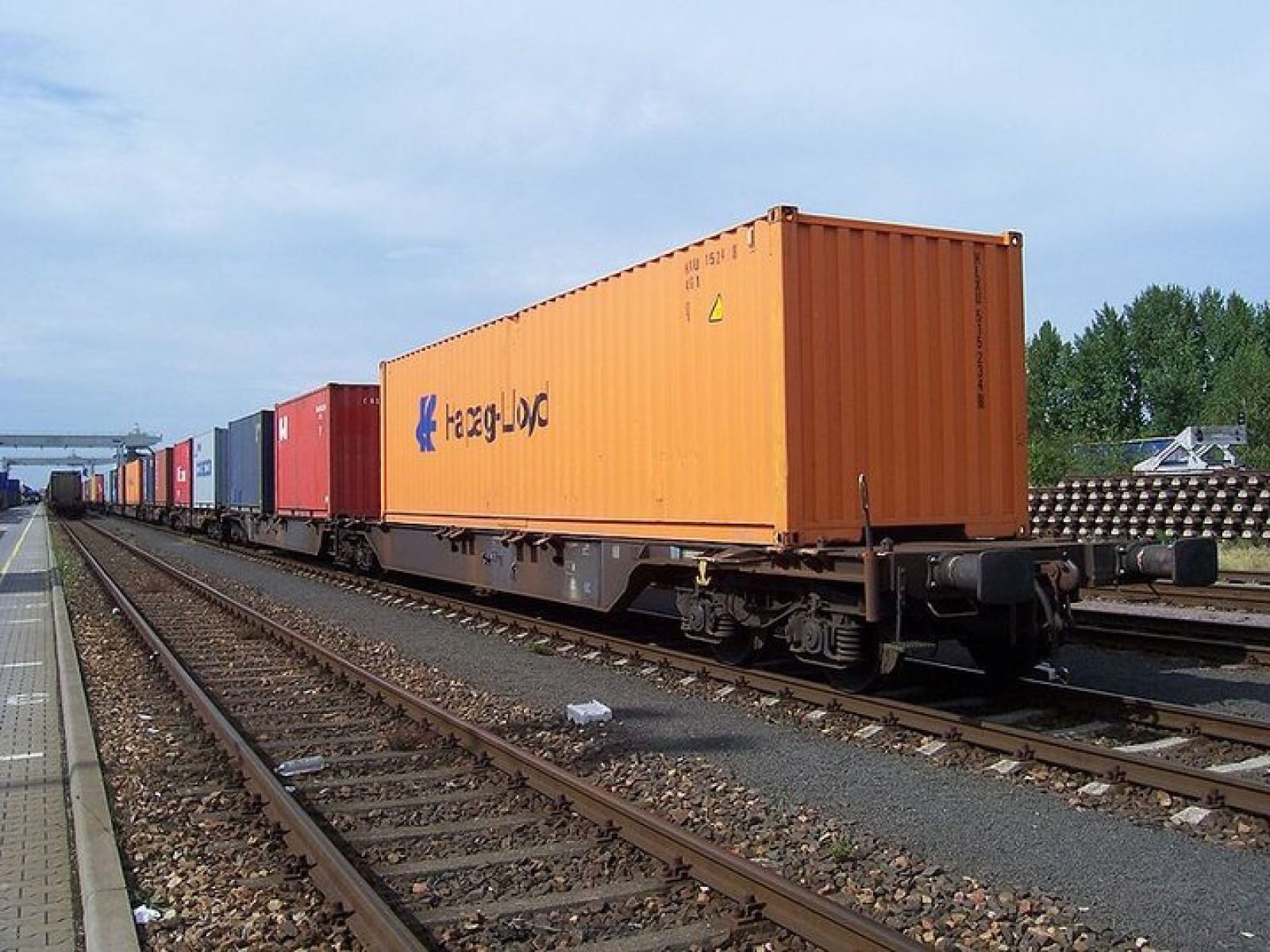Тауарға салық төлеуден жалтармақ болғандар анықталды