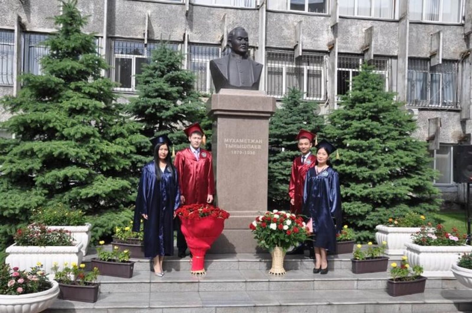 ҚазККА  түлектерін ұшырды