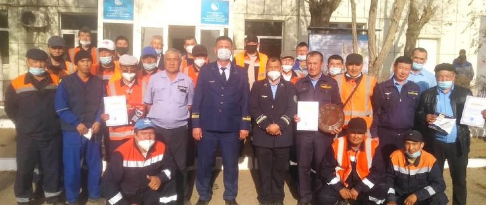 Теміржолшылар жатқа айтатын әнді шалқарлықтар шығарған