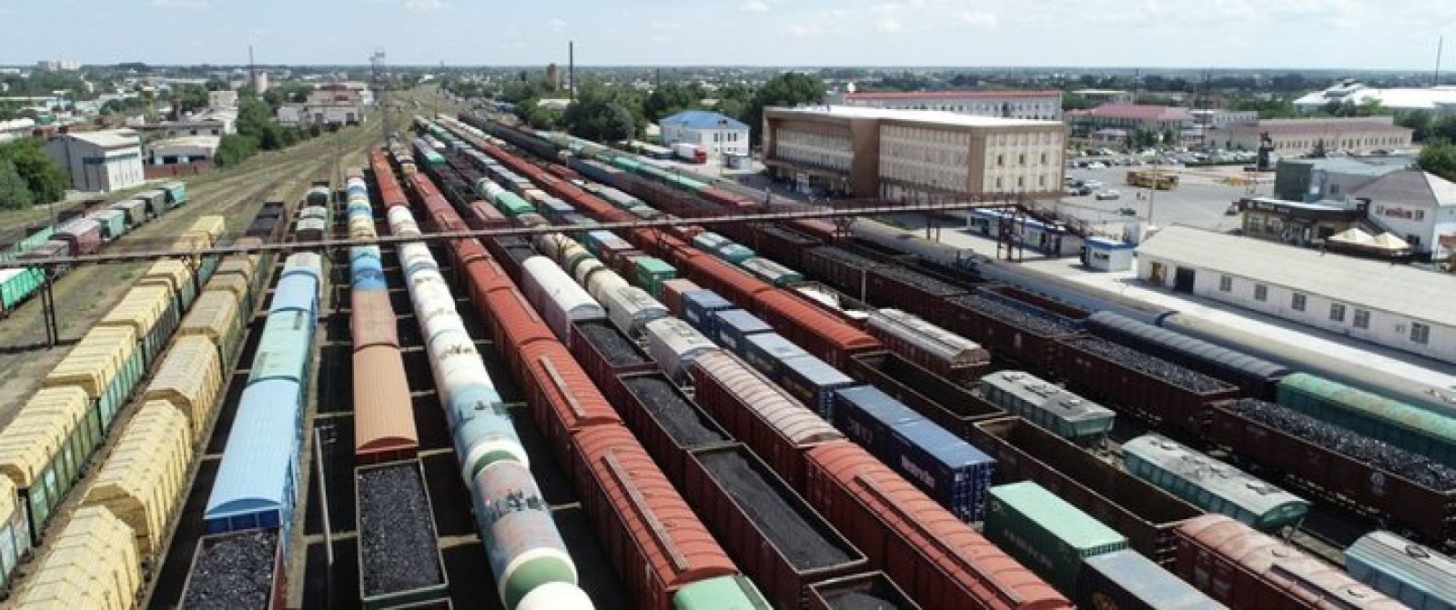Семейде астық және көмір тасымалы науқанына орай жүк айналымын реттеуге кірісіті