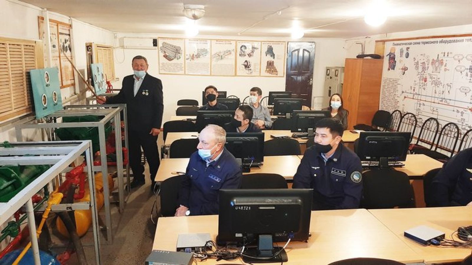 Қызылордалық байырғы теміржолшы кейінгі толқын өкілдерімен кездесті