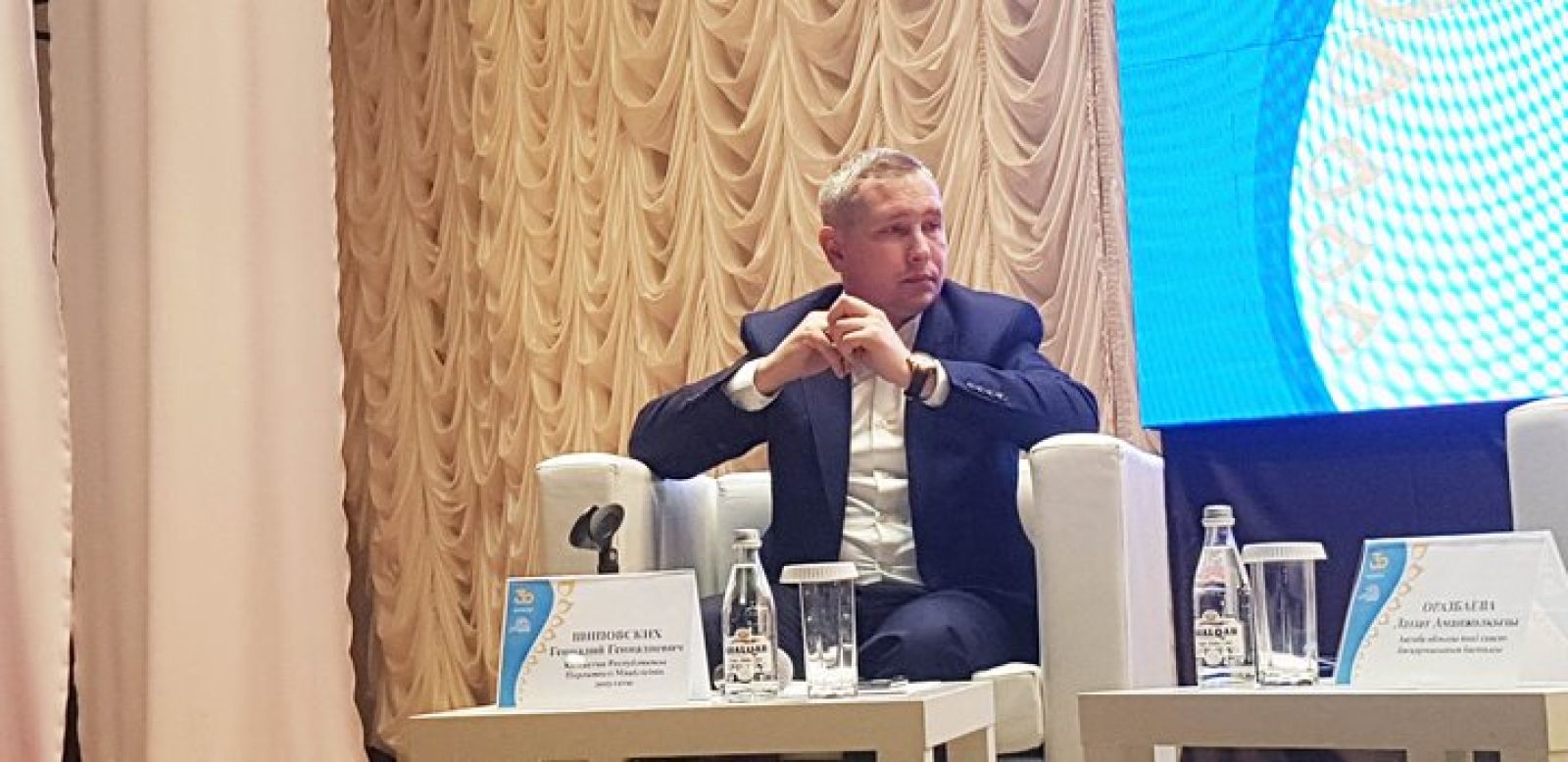 ҚР Парламенті Мәжілісінің Депутаты ақтөбелік теміржолшылармен кездесті