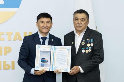 Тасболата Каримова проводили на пенсию в ТОО «КТЖ – Грузовые перевозки»