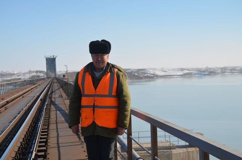 Безупречная служба мостового мастера Алматинской  дистанции пути