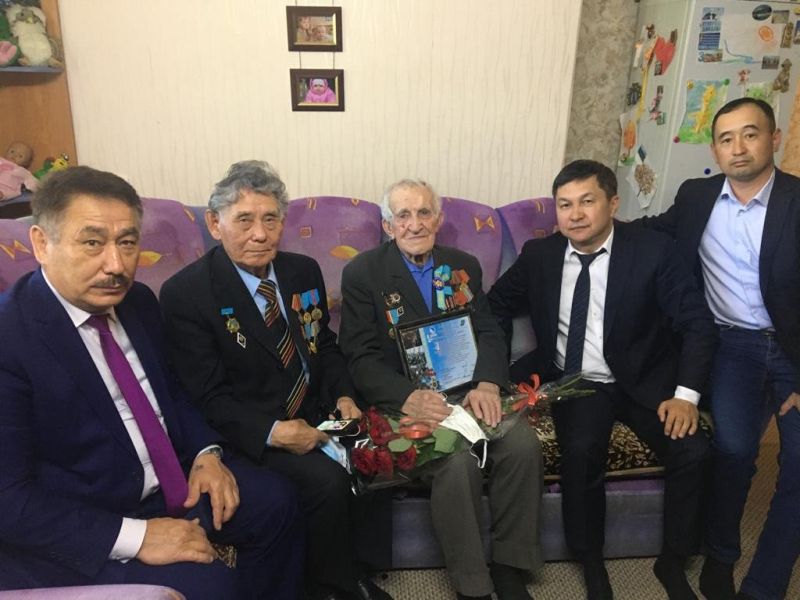 Он жеті жаста от кешкен...