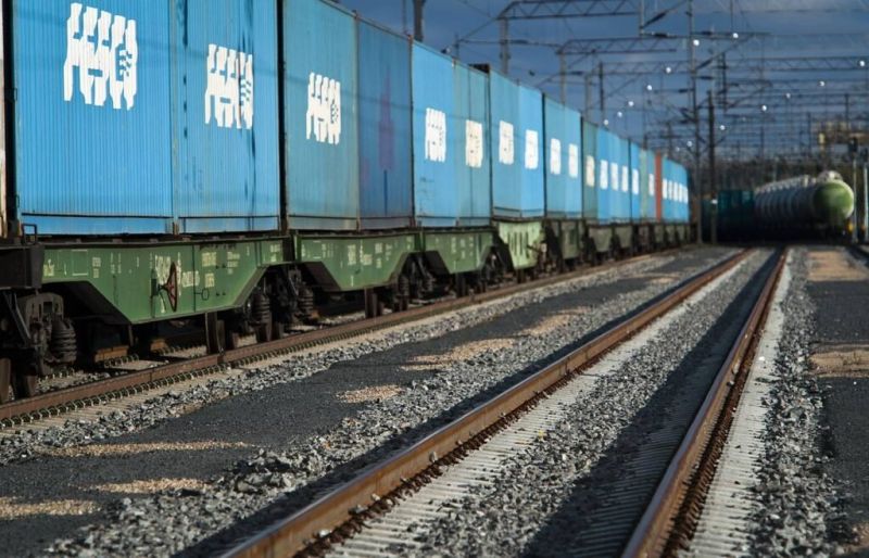 По ТМТМ через Казахстан прошел поезд с коксом из Азербайджана в Китай