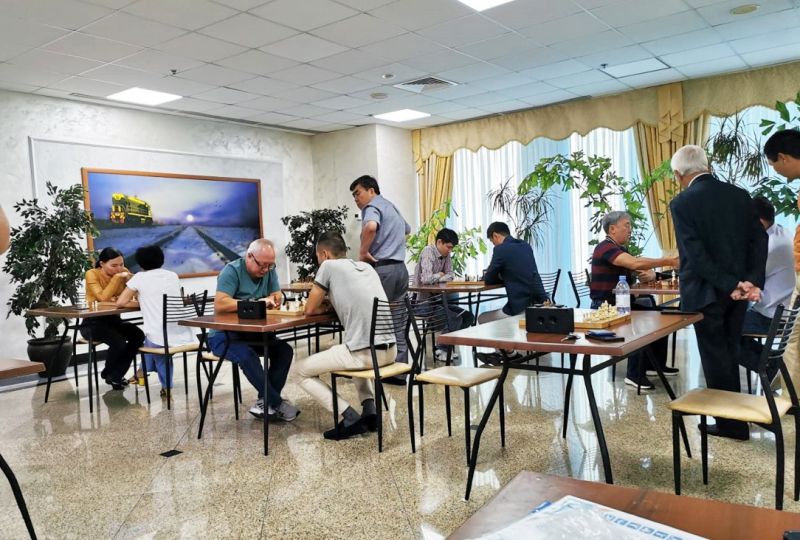 Ход конем: турнир по шахматам к 30-летию Профсоюза