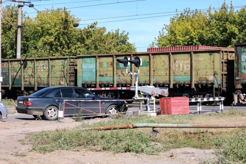 Костанайские железнодорожники организовали месячник «Внимание – переезд»