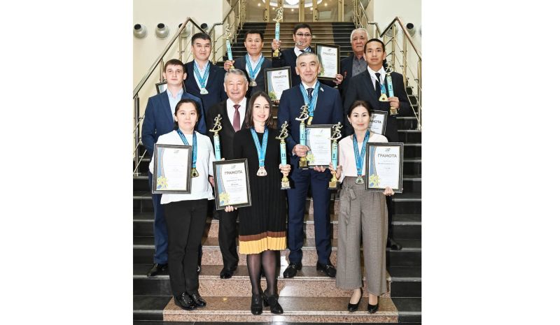 Марафон жеңімпаздары марапатталды