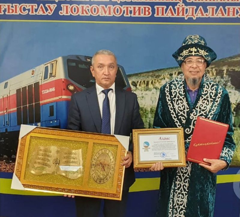 Теміржолшылар әріптестерін зейнеткерлікке құрметпен шығарып салды