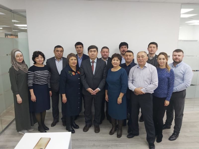 На заслуженный отдых проводили почетного железнодорожника Госмана Таженова