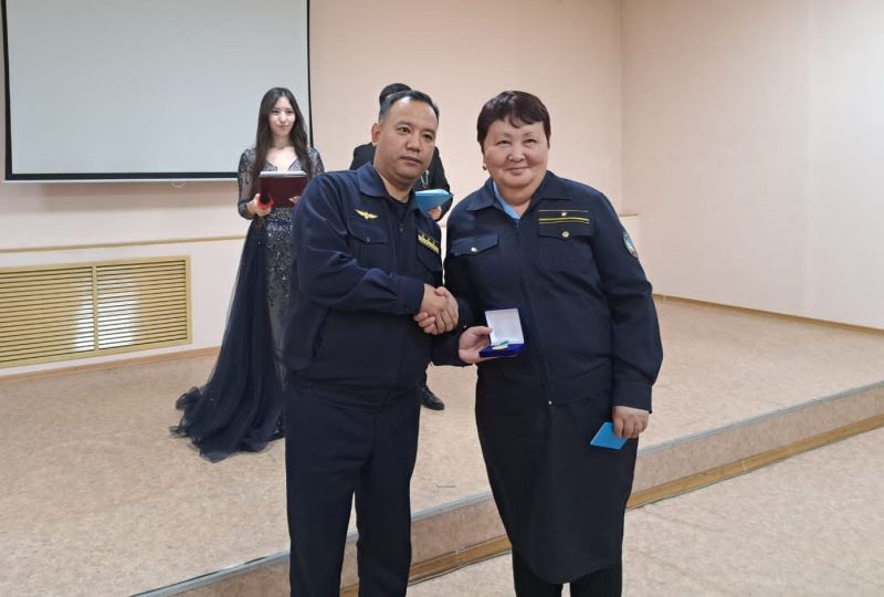 Железнодорожников Усть-Каменогорска наградили ко Дню независимости РК