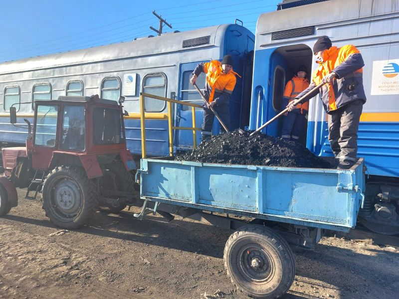 Маңғыстау станциясынан жүретін пойыздарға күніне 8-10 тоннадай көмір кетеді