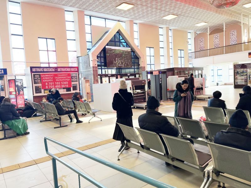 Ақтөбе вокзалында күдікті адамдардың жүріс-тұрысы қатаң тексеріледі
