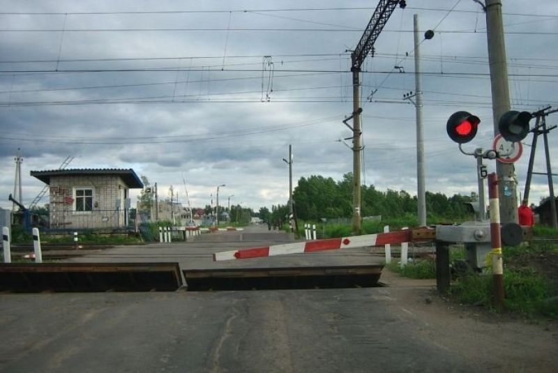 ҚТЖ көлік иелерін теміржол өткелдерінде мұқият болуға шақырады