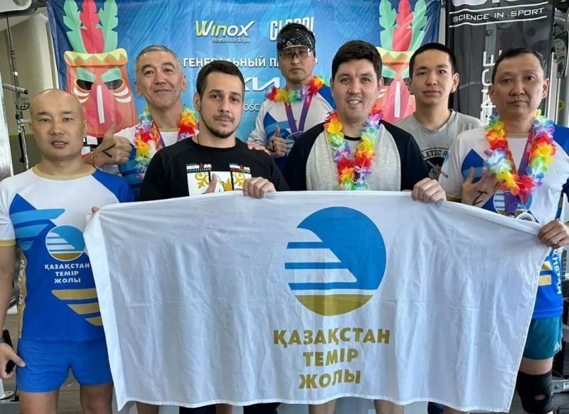 Атлеты ҚТЖ активно готовятся к триатлону