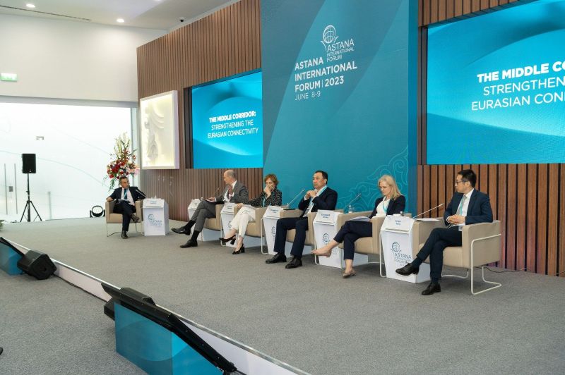 Орта дәліз: Еуразиялық байланысты нығайту