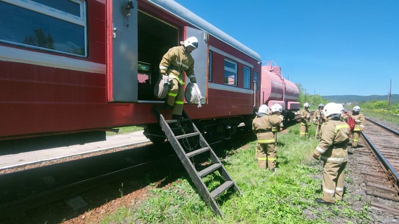 Безопасность на дальней станции: очередные пожарно-тактические учения прошли на станции Кушмурун