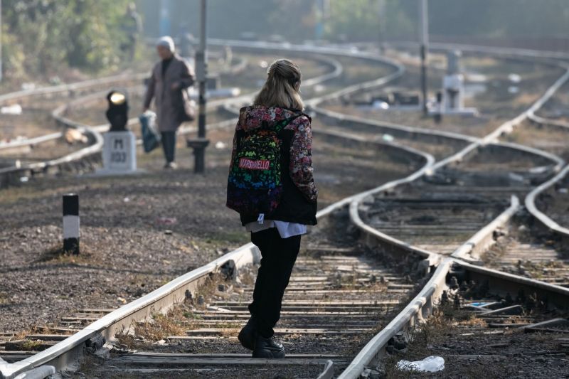 Более 20 тысяч казахстанцев оштрафовали за переход железной дороги в неустановленных местах