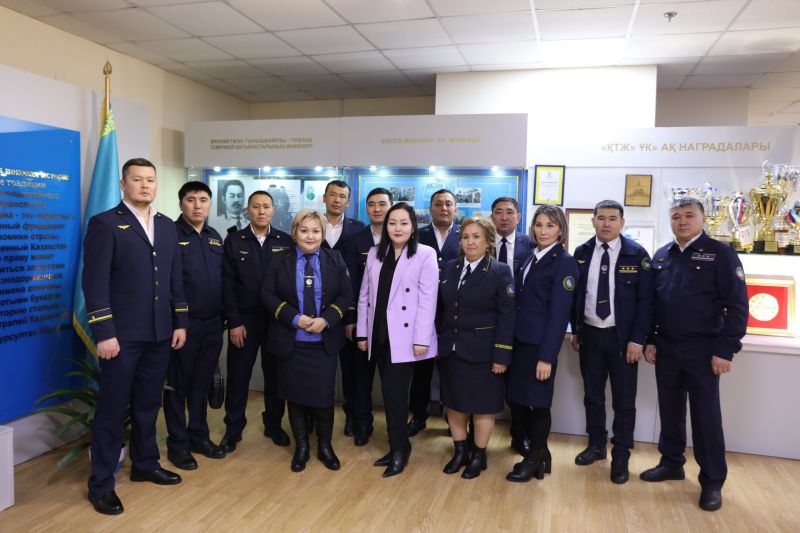 Алтынкөл және Достық станцияларының қызметкерлері ҚТЖ басшылығымен кездесті