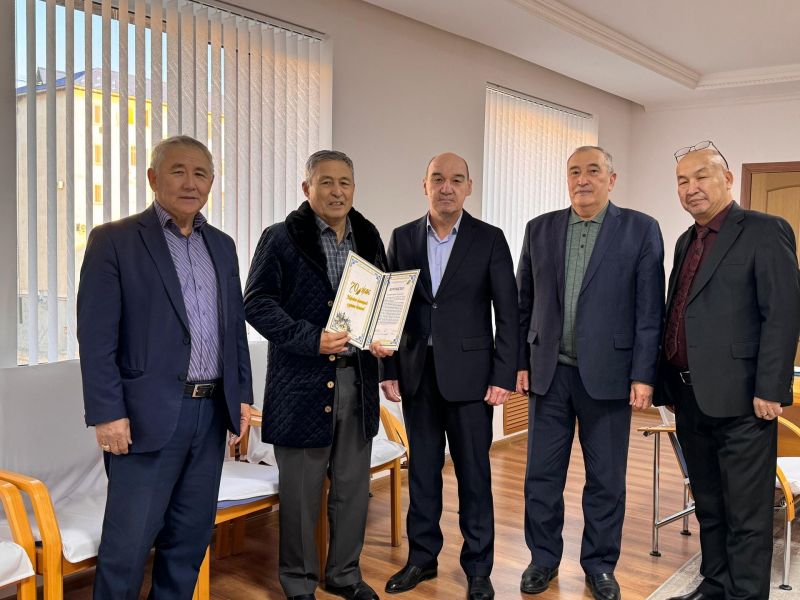 Қозғалыс саласының майталманы Төрехан Өтеғалиев 70 жаста