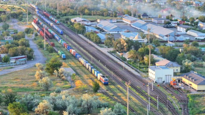 Алматыда айналма темір жолдың құрылысы қарқынды жүріп жатыр (Фото)
