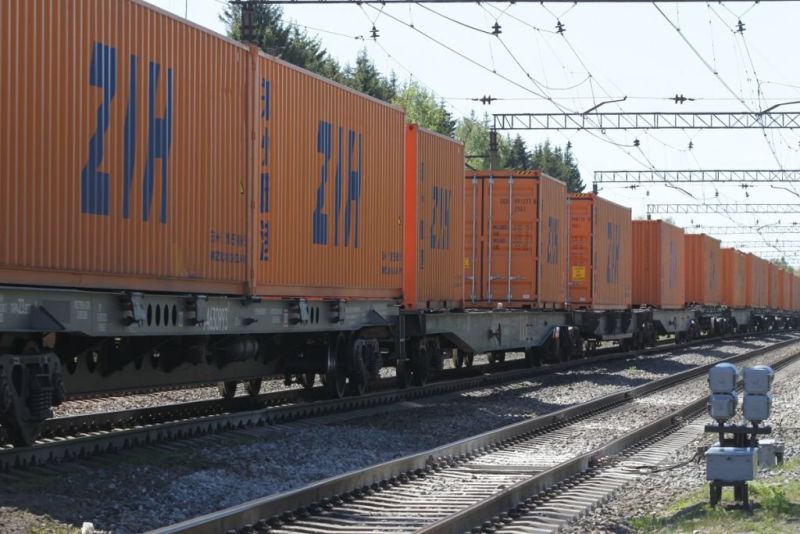Глава АО «ОТЛК ЕРА»: контейнерный транзит вырос более чем на 70%