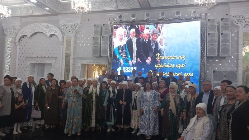 Маңғыстаулық теміржолшылар ардагерлерге мерекелік көңіл-күй сыйлады