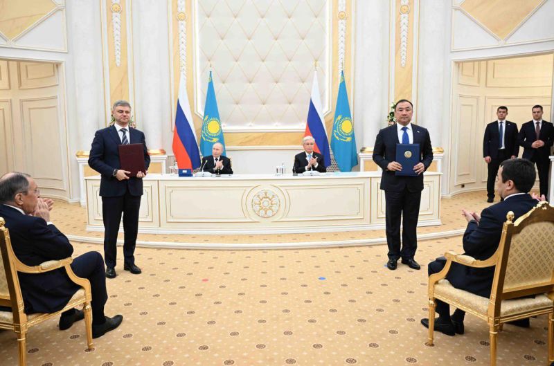 Казахстан и Россия намерены модернизировать железнодорожную инфраструктуру приграничных станций