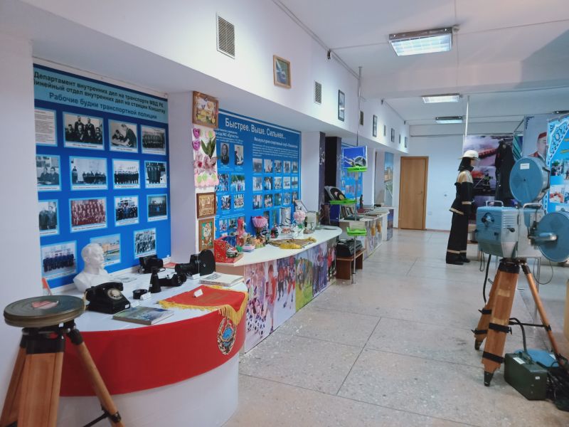 Более тысячи экспонатов хранит музей боевой и трудовой славы в здании вокзала Кокшетау