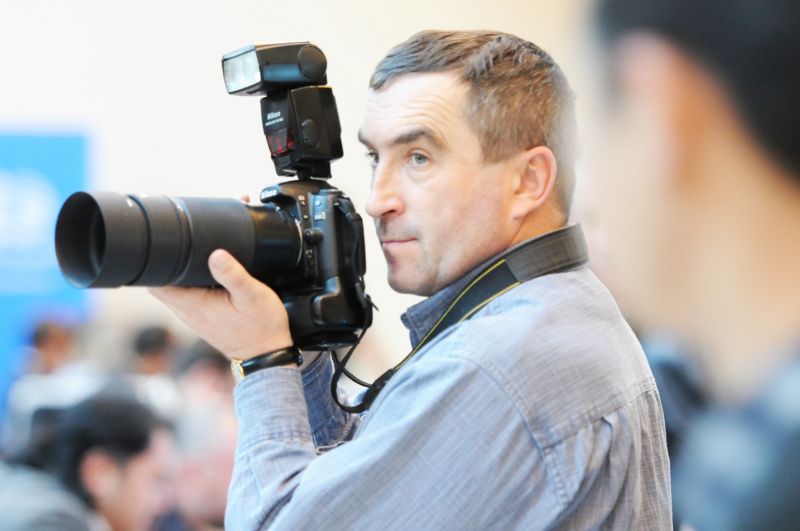 Фотокорреспондент газеты «Қазақстан теміржолшысы» Александр Жабчук отмечает 60-летний юбилей