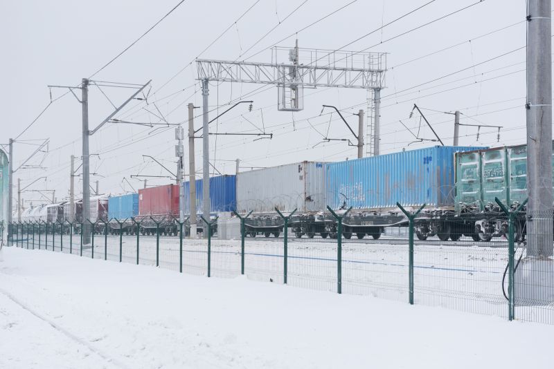 Объем перевозок из Китая в Европу в 2024 году достиг 412 тысяч ДФЭ