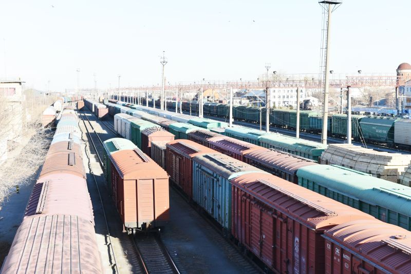 Более 2,2 млн тонн отгрузили в марте в Костанайском отделении ГП